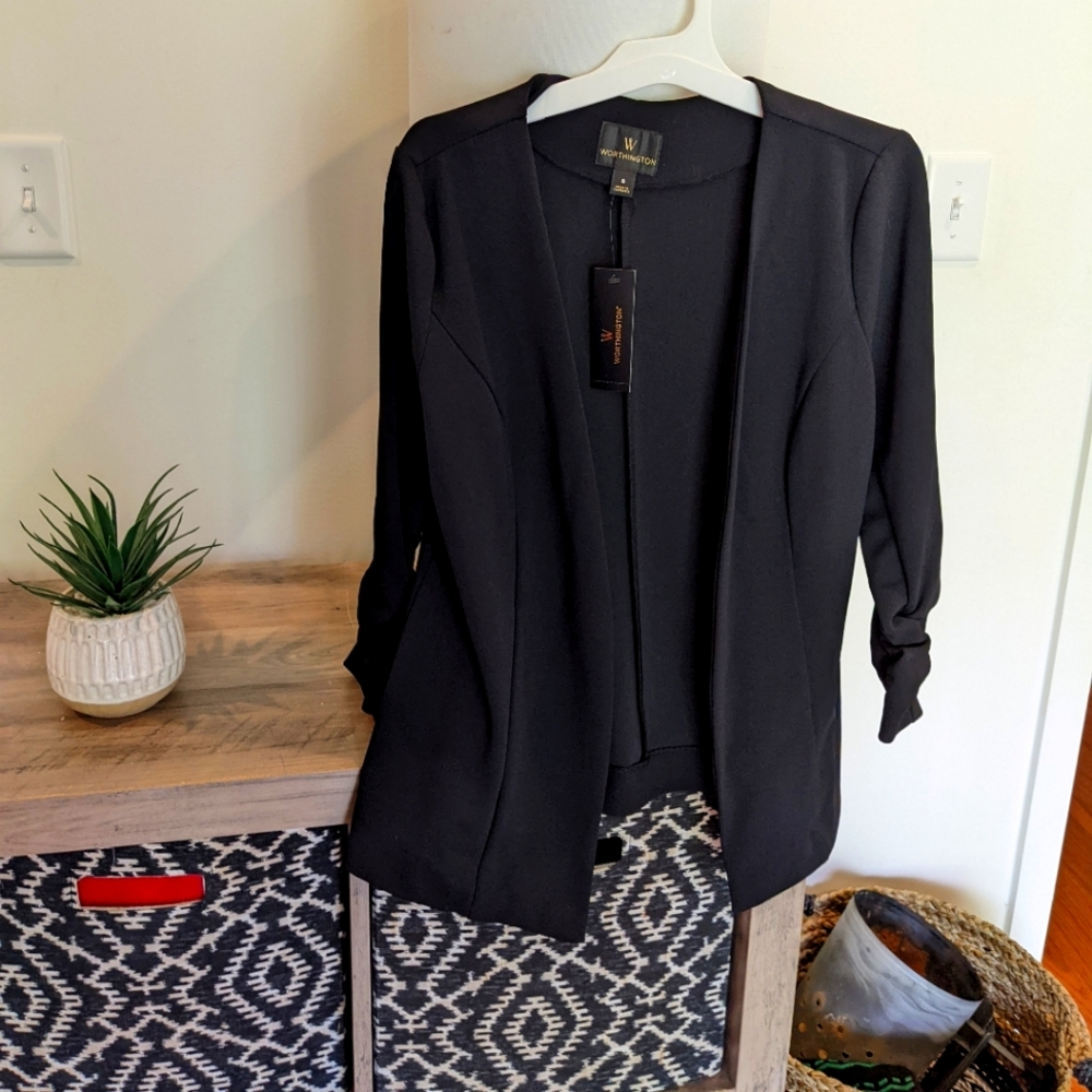 Small NWT Worthington blazer sweater.